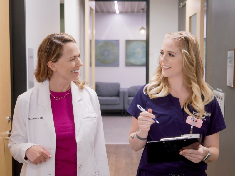 dr. alice shapiro talks with fertilitynurse